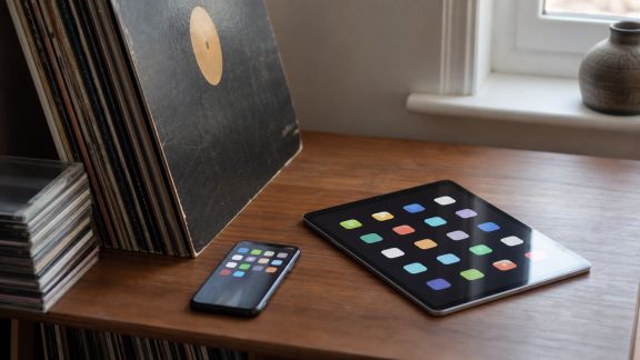 Comparatif des applications pour gérer sa collection de vinyles ou CD à la maison